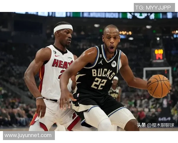 热火与雄鹿第五场激战回顾球员表现与战术分析全景呈现